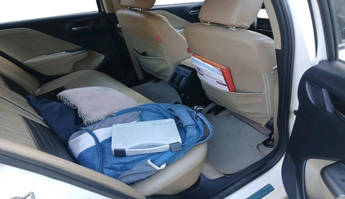 2015 Honda City 1.5L I-DTEC V, Diesel, Manual, 1,08,026 km, interior