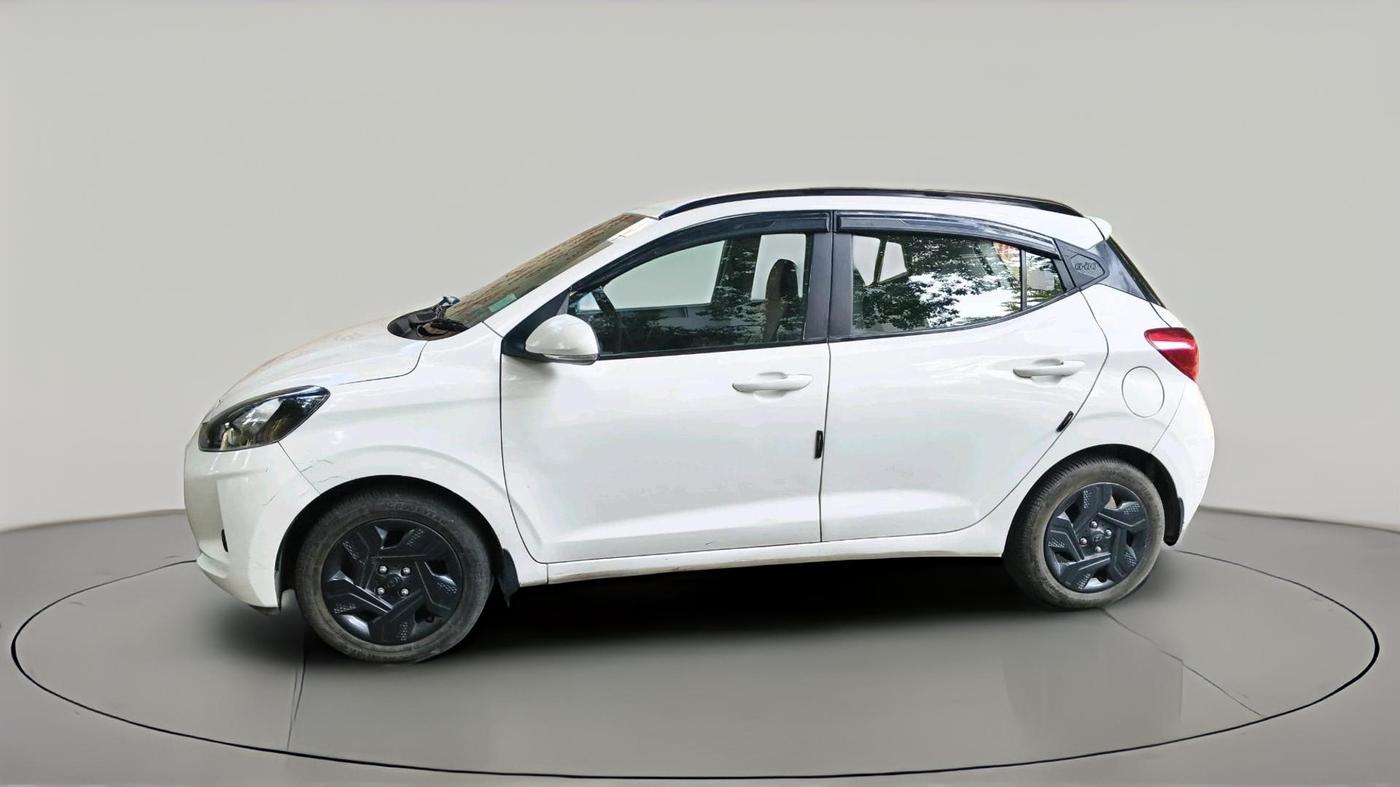 2022 Hyundai GRAND I10 NIOS MAGNA CORPORATE EDITION AMT 1.2 KAPPA VTVT, CNG, Automatic, 29,807 km, exterior