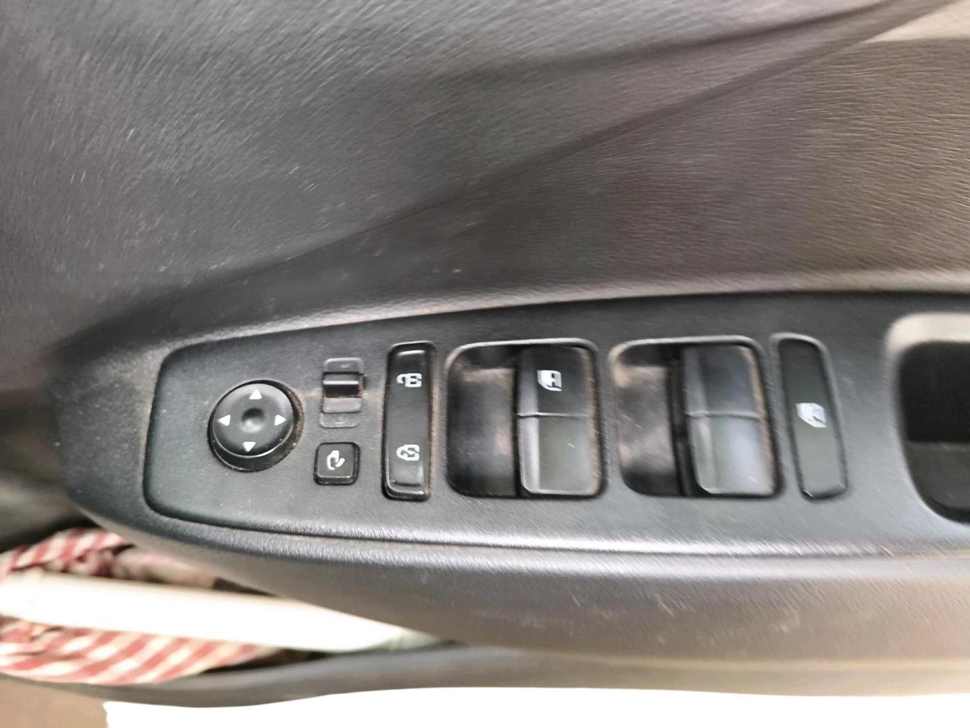 2022 Hyundai GRAND I10 NIOS MAGNA CORPORATE EDITION AMT 1.2 KAPPA VTVT, CNG, Automatic, 29,807 km, interior