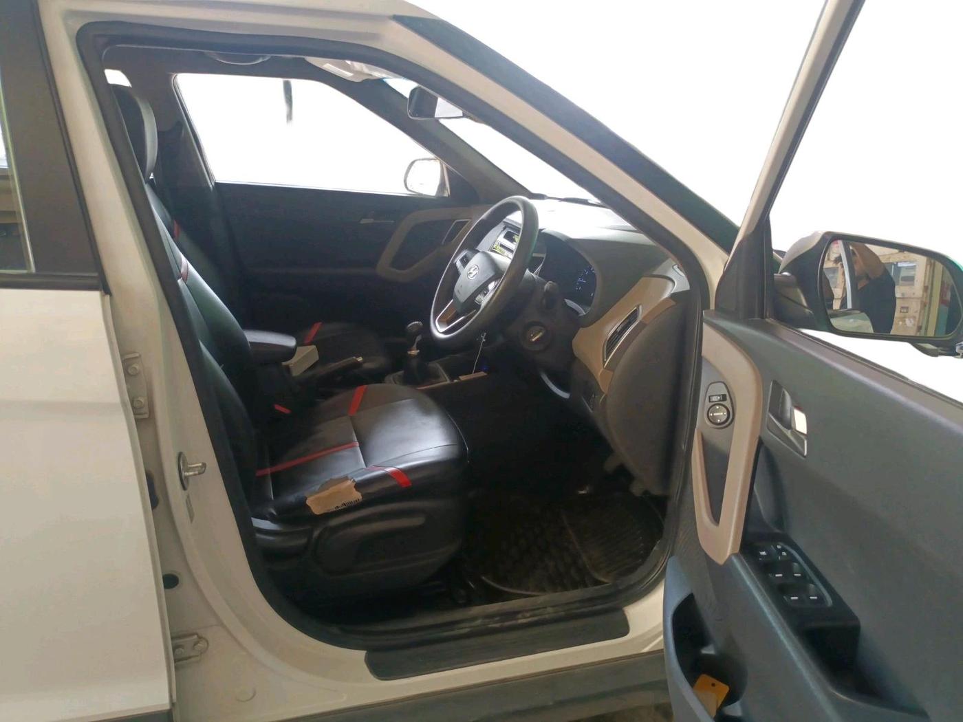 2016 Hyundai Creta S 1.6 PETROL, Petrol, Manual, 49,580 km, interior