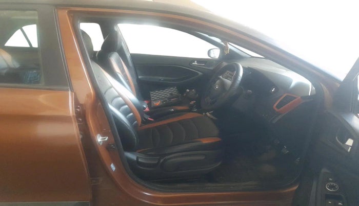 2015 Hyundai i20 Active 1.4 SX, Diesel, Manual, 1,48,602 km, interior