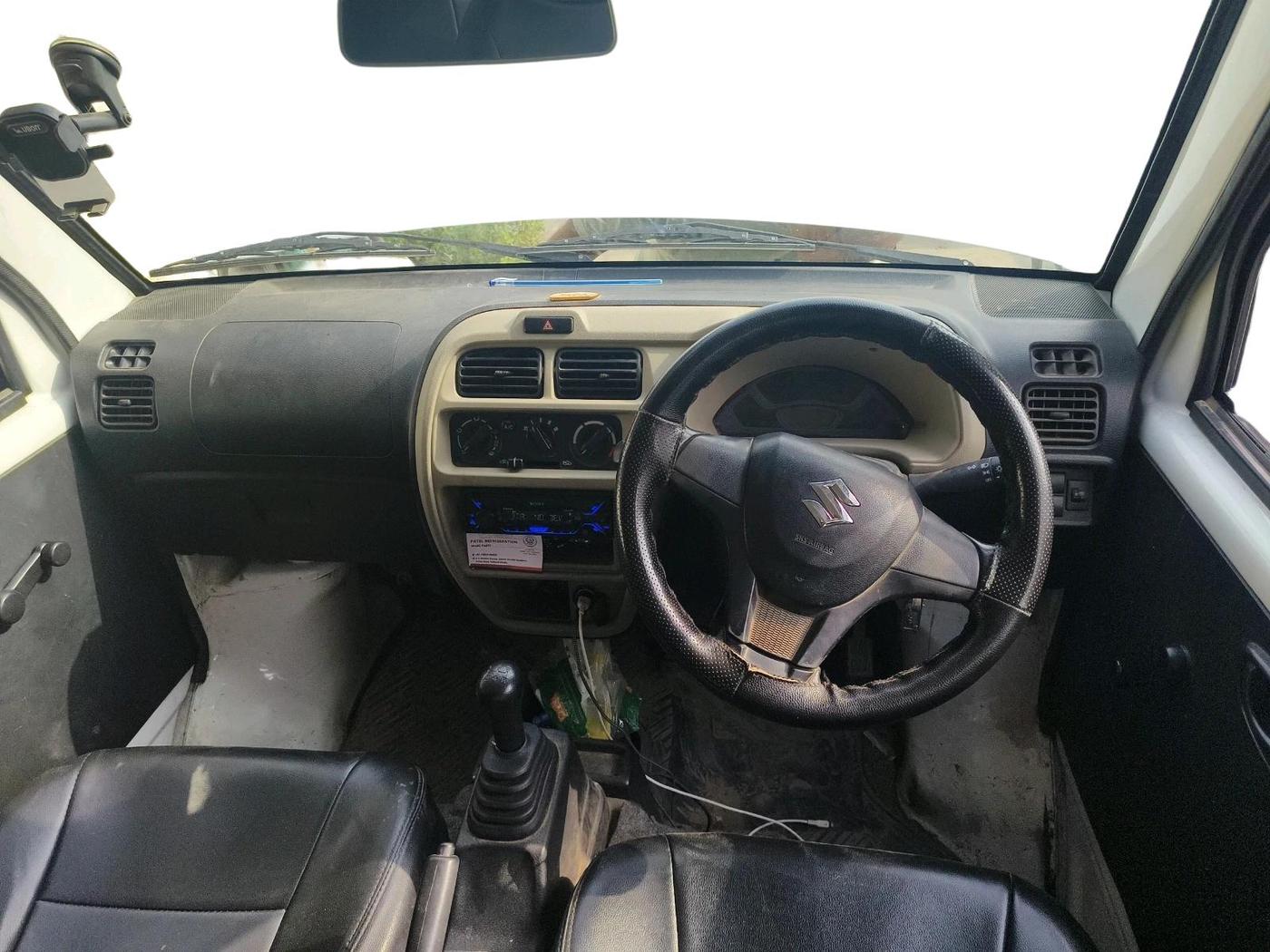 2022 Maruti Eeco 5 STR AC, Petrol, Manual, 46,335 km, interior