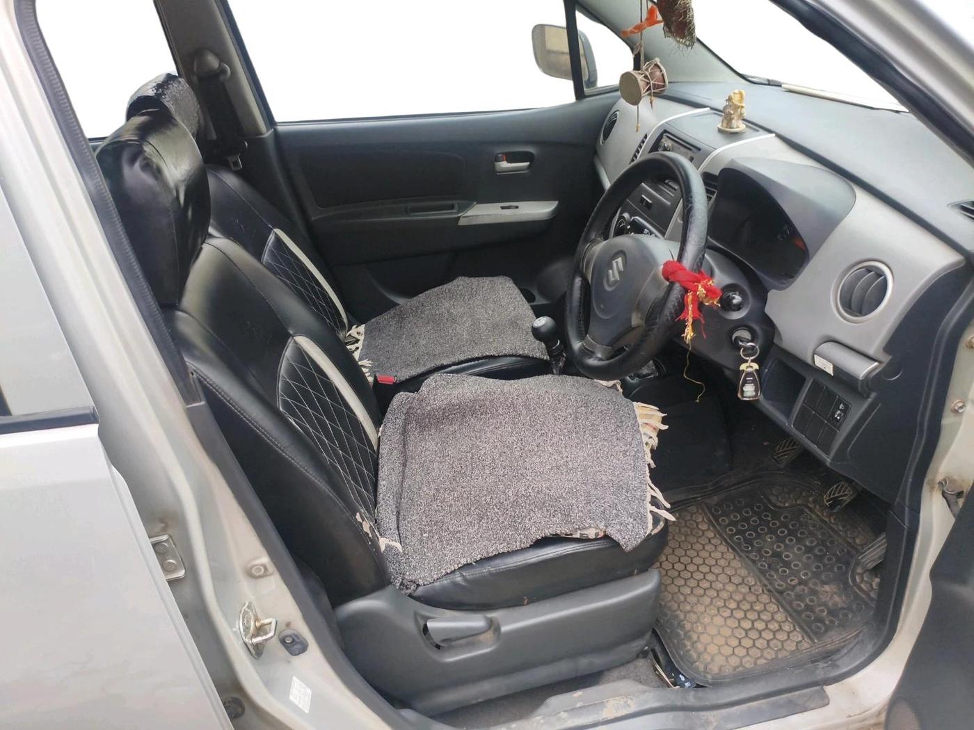 2012 Maruti Wagon R 1.0 LXI, Petrol, Manual, 2,65,085 km, interior