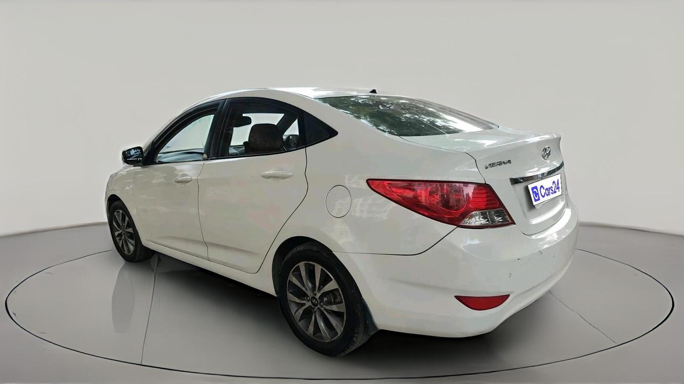 2013 Hyundai Verna FLUIDIC 1.6 VTVT SX, Petrol, Manual, 91,956 km, exterior