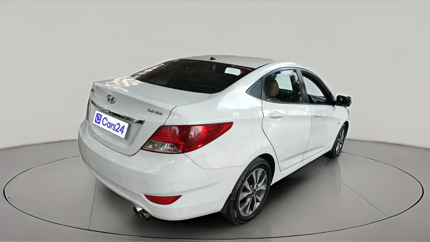 2013 Hyundai Verna FLUIDIC 1.6 VTVT SX, Petrol, Manual, 91,956 km, exterior