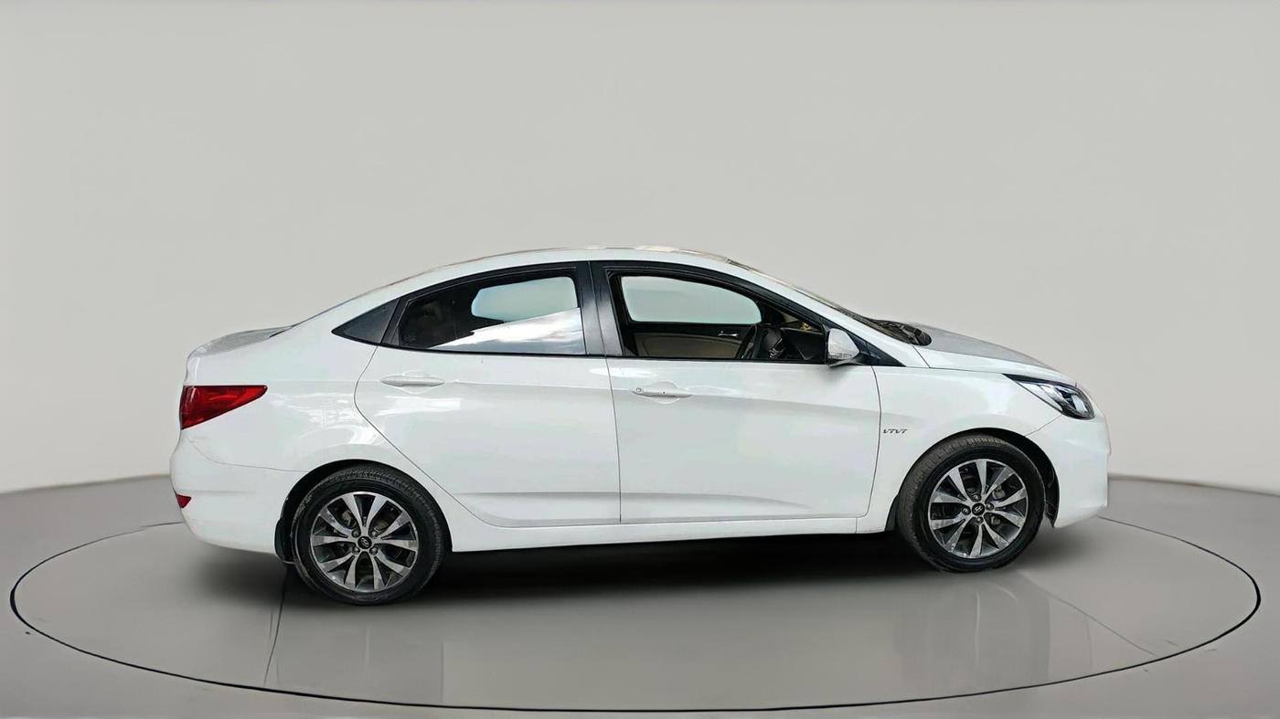 2013 Hyundai Verna FLUIDIC 1.6 VTVT SX, Petrol, Manual, 91,956 km, exterior