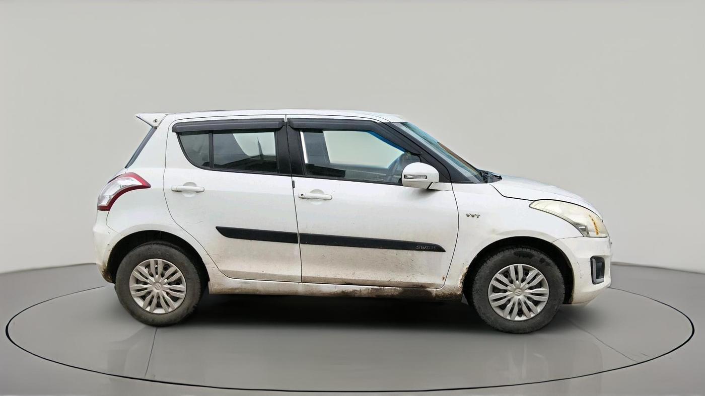 2017 Maruti Swift VXI, Petrol, Manual, 1,11,581 km, exterior