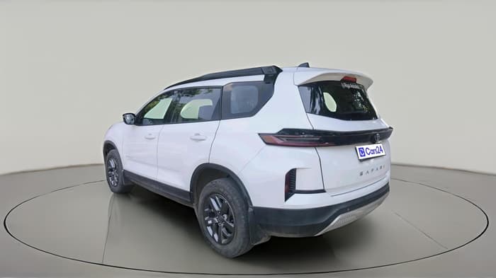 2024 Tata Safari PURE PLUS S AT, Diesel, Automatic, 42,975 km, exterior