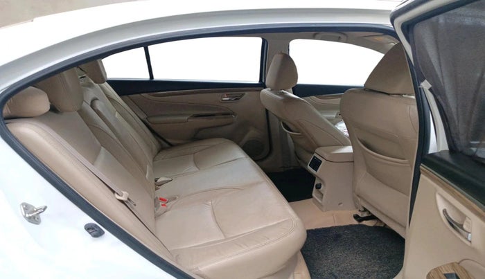 2019 Maruti Ciaz ALPHA 1.5 SHVS PETROL, Petrol, Manual, 1,39,307 km, interior