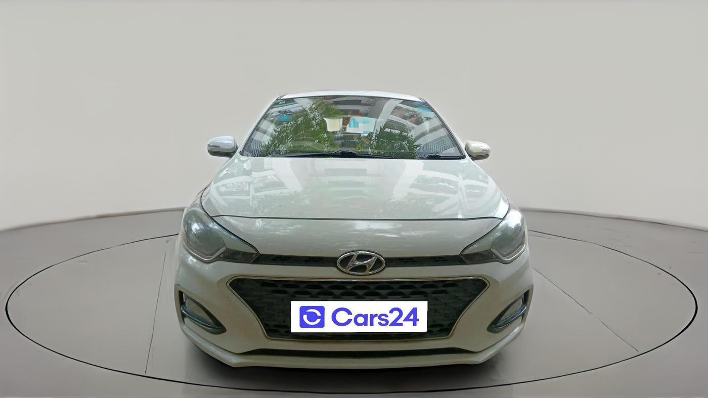 2019 Hyundai Elite i20 SPORTZ PLUS  1.2 CVT, Petrol, Automatic, 67,710 km, exterior