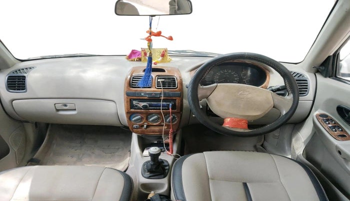 2013 Hyundai Accent GLE, CNG, Manual, 54,999 km, interior