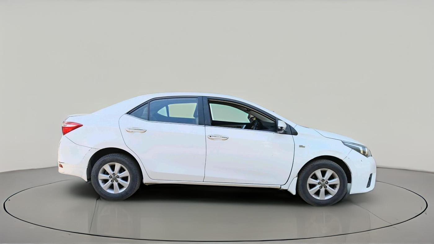 2014 Toyota Corolla petrol, Petrol, Automatic, 1,12,069 km, exterior