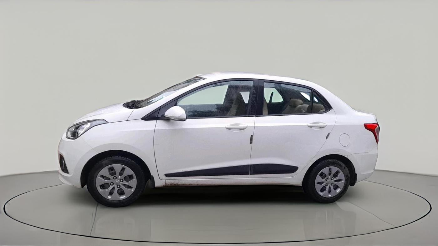 2016 Hyundai Xcent S 1.2, Petrol, Manual, 53,203 km, exterior