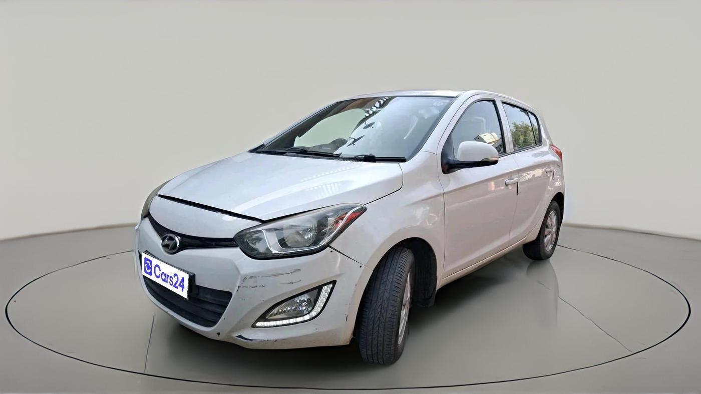 2013 Hyundai i20 SPORTZ 1.2, Petrol, Manual, 52,932 km, exterior
