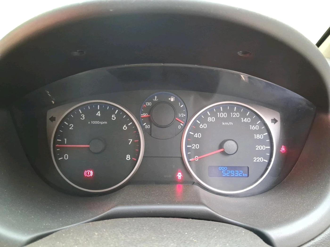 2013 Hyundai i20 SPORTZ 1.2, Petrol, Manual, 52,932 km, interior