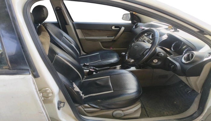 2011 Ford Fiesta EXI 1.4 DIESEL, Diesel, Manual, 1,66,032 km, interior