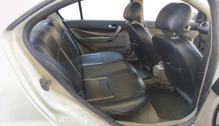 2011 Ford Fiesta EXI 1.4 DIESEL, Diesel, Manual, 1,66,032 km, interior