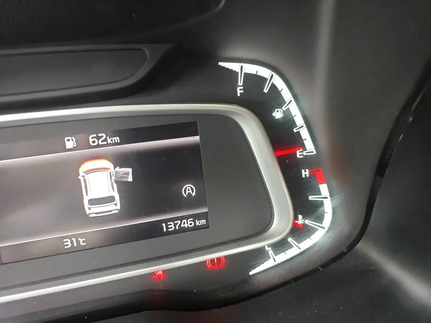 2024 KIA SONET HTK (O) 1.2 Petrol MT, Petrol, Manual, 13,746 km, interior