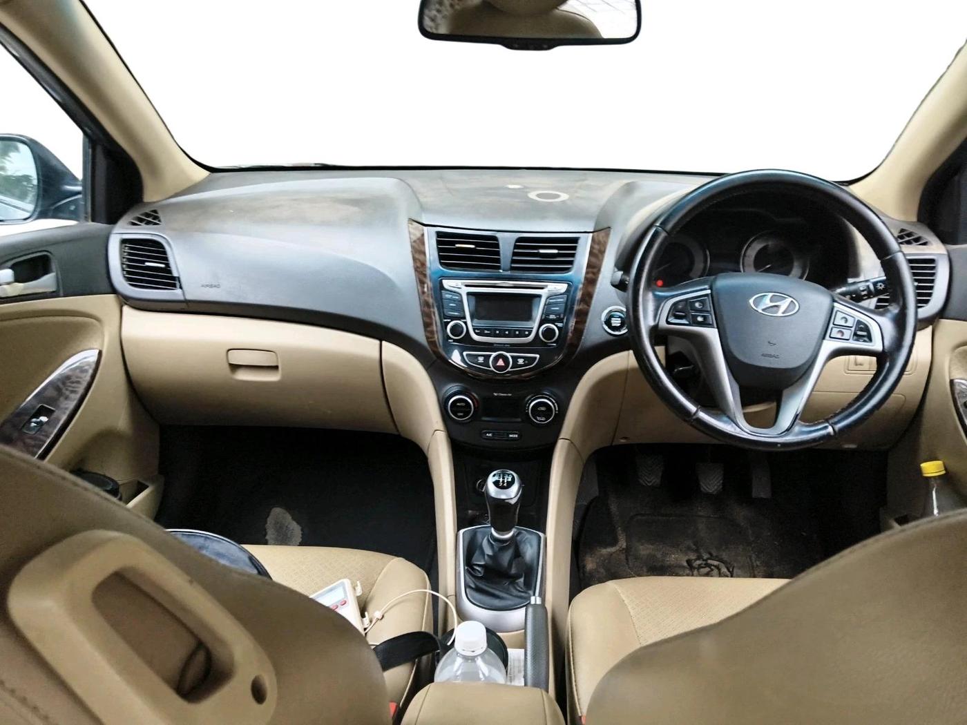 2015 Hyundai Verna FLUIDIC 1.6 VTVT SX, Petrol, Manual, 60,024 km, interior