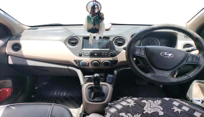 2017 Hyundai Grand i10 SPORTZ (O) AT 1.2 KAPPA VTVT, Petrol, Automatic, 61,373 km, interior