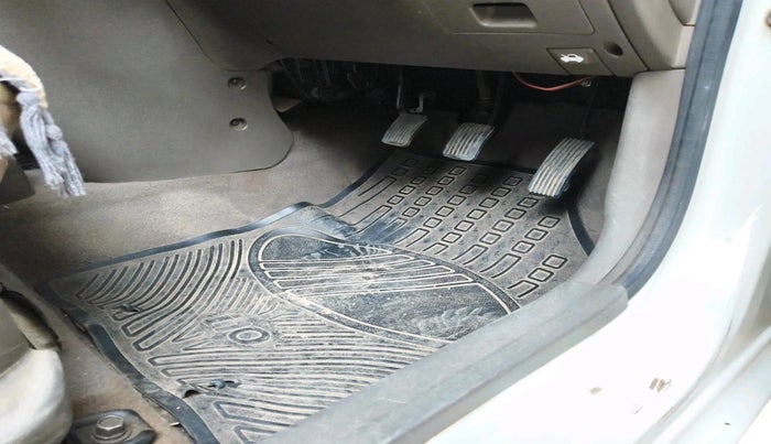 2014 Hyundai i10 MAGNA 1.1, CNG, Manual, 82,310 km, interior