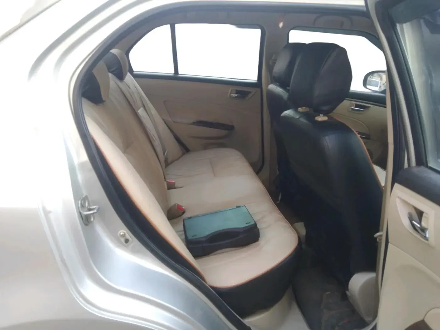 2016 Maruti Swift Dzire VDI, Diesel, Manual, 1,23,000 km, interior