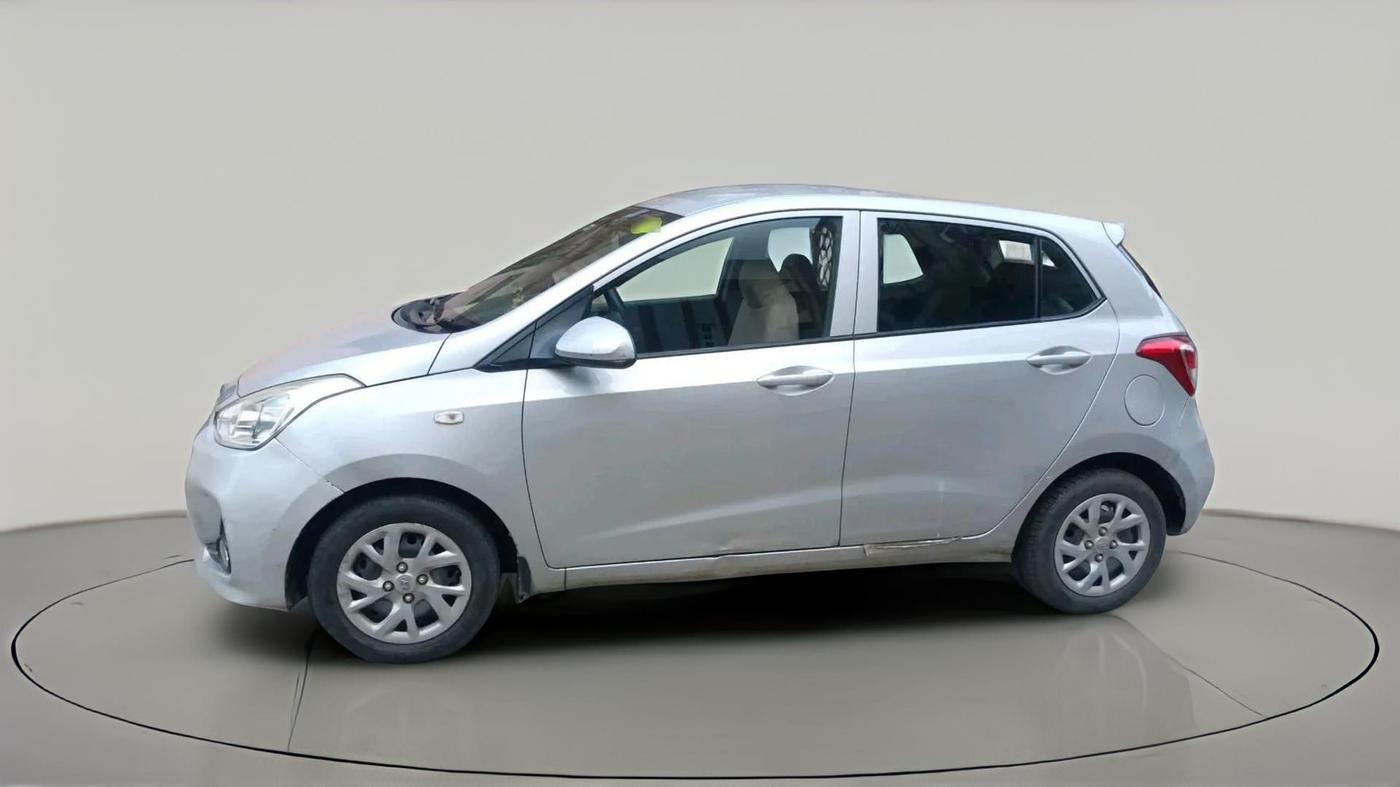 2017 Hyundai Grand i10 MAGNA AT 1.2 KAPPA VTVT, Petrol, Automatic, 65,273 km, exterior