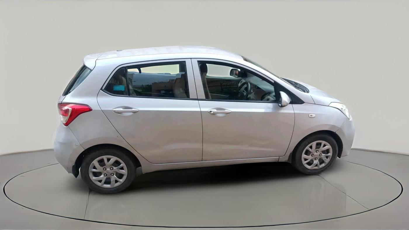 2017 Hyundai Grand i10 MAGNA AT 1.2 KAPPA VTVT, Petrol, Automatic, 65,273 km, exterior