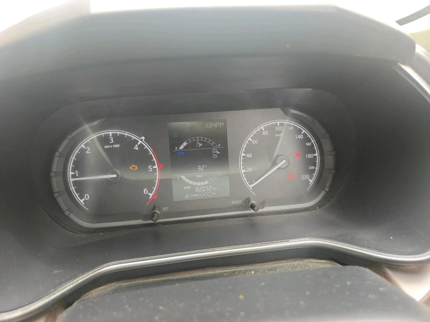 2021 Tata Harrier XT 2.0L KRYOTEC, Diesel, Manual, 82,032 km, interior