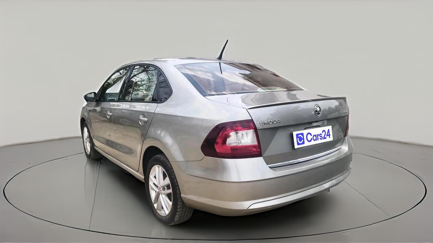 2018 Skoda Rapid STYLE 1.5 TDI AT, Diesel, Automatic, 63,929 km, exterior