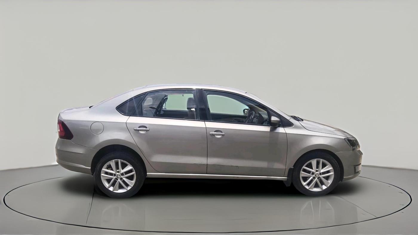 2018 Skoda Rapid STYLE 1.5 TDI AT, Diesel, Automatic, 63,929 km, exterior