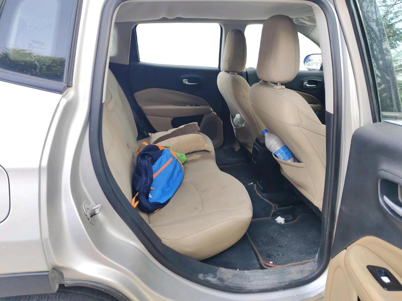 2017 Jeep Compass LONGITUDE (O) 2.0 DIESEL, Diesel, Manual, 2,08,791 km, interior