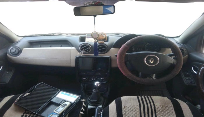 2013 Renault Duster 110 PS RXZ DIESEL, Diesel, Manual, 1,53,107 km, interior