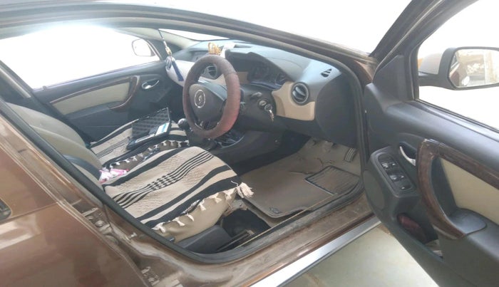 2013 Renault Duster 110 PS RXZ DIESEL, Diesel, Manual, 1,53,107 km, interior