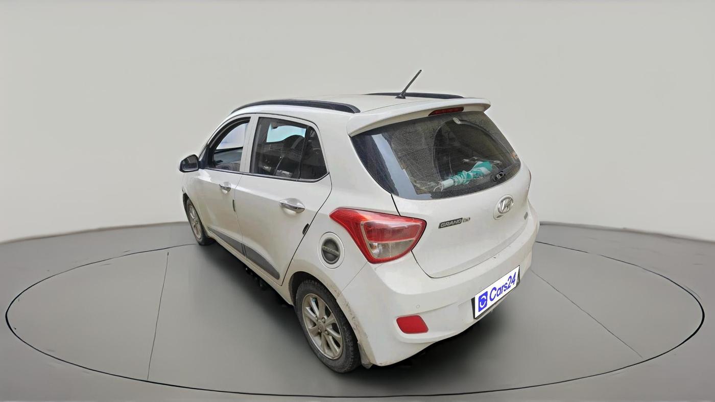 2015 Hyundai Grand i10 ASTA AT 1.2 KAPPA VTVT, CNG, Automatic, 1,15,511 km, exterior