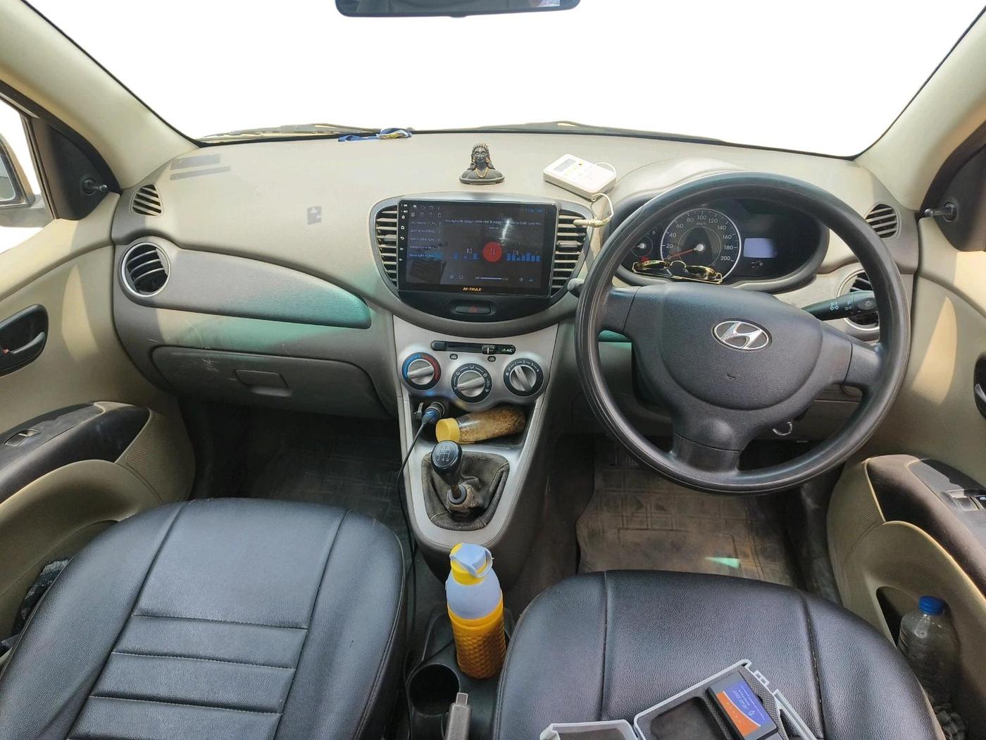 2012 Hyundai i10 ERA 1.1, Petrol, Manual, 60,122 km, interior