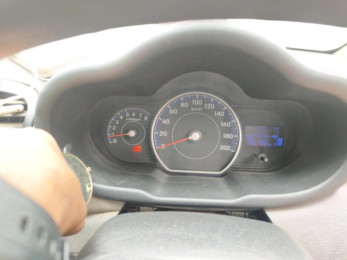 2012 Hyundai i10 ERA 1.1, Petrol, Manual, 60,122 km, interior