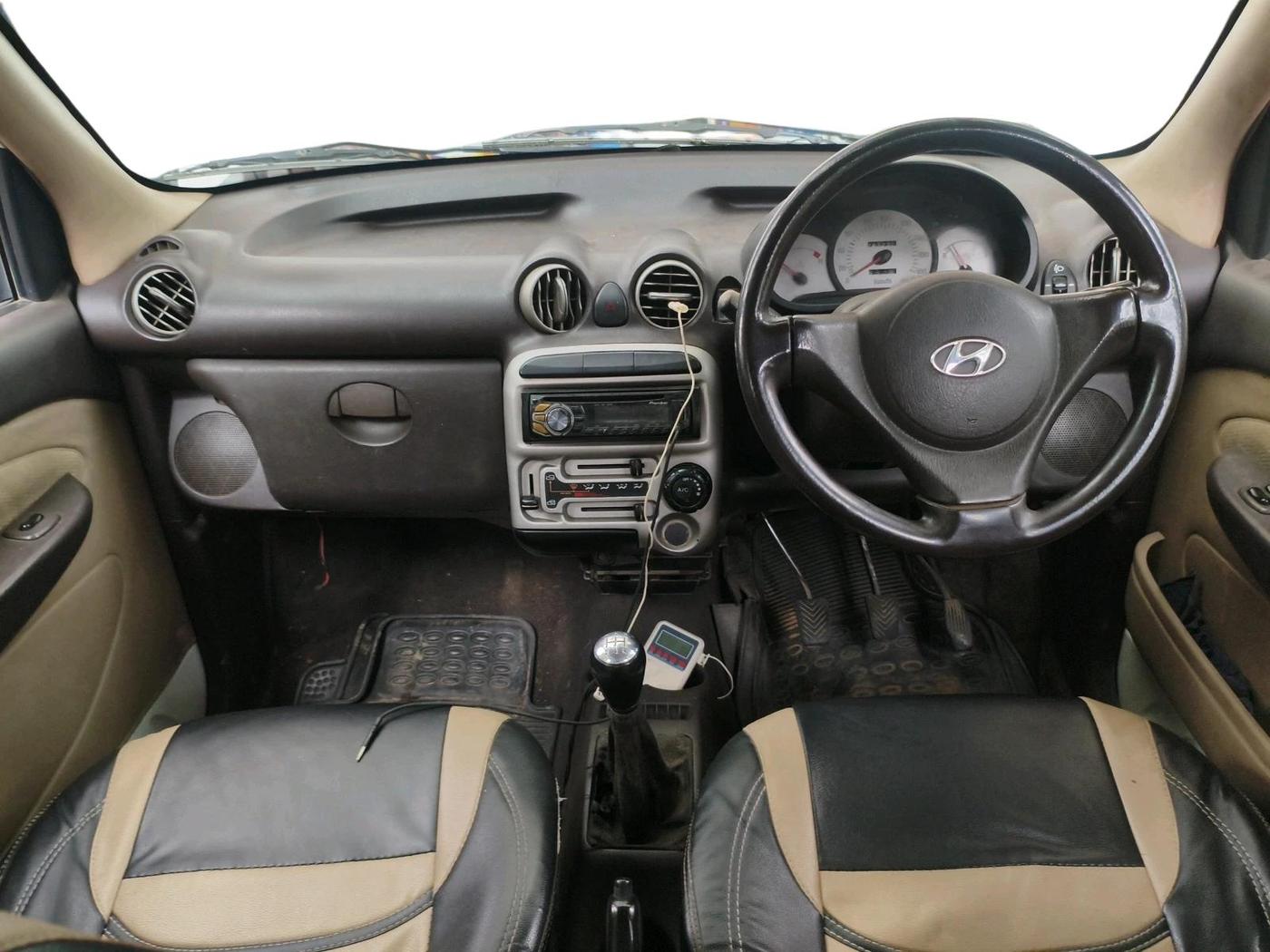 2013 Hyundai Santro Xing GL PLUS, CNG, Manual, 2,83,273 km, interior