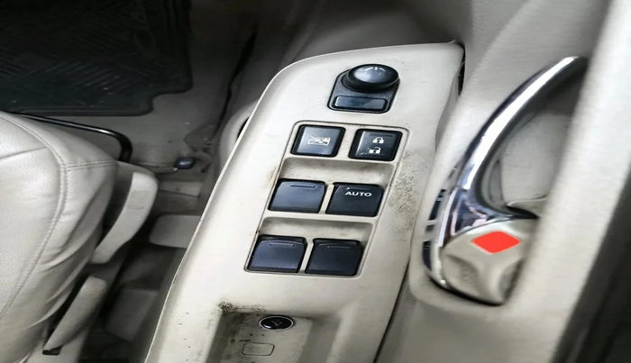 2016 Maruti Ciaz ZXI, Petrol, Manual, 2,03,031 km, interior