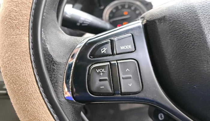 2016 Maruti Ciaz ZXI, Petrol, Manual, 2,03,031 km, interior