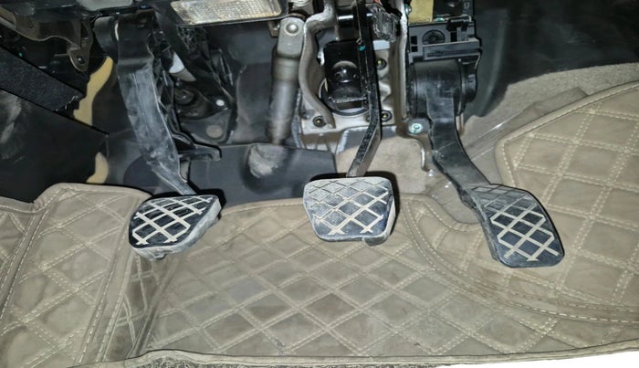 2016 Volkswagen Polo HIGHLINE1.5L, Diesel, Manual, 63,259 km, interior