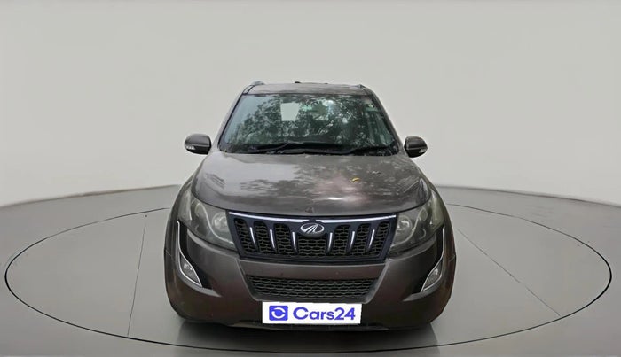 2017 Mahindra XUV500 W10, Diesel, Manual, 2,66,120 km, exterior
