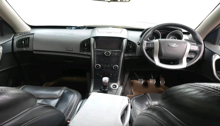 2017 Mahindra XUV500 W10, Diesel, Manual, 2,66,120 km, interior