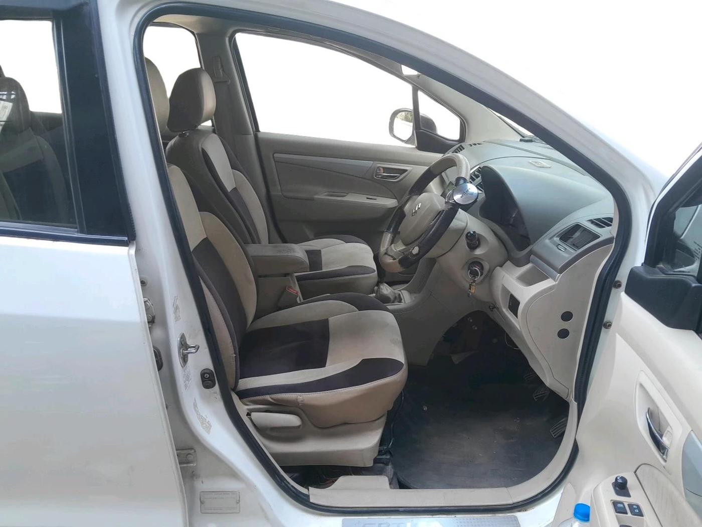 2015 Maruti Ertiga VDI, Diesel, Manual, 2,26,833 km, interior