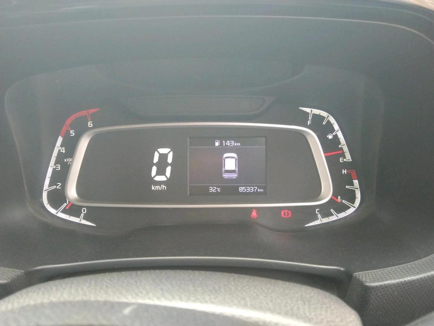 2021 KIA SONET HTK PLUS 1.5, Diesel, Manual, 85,337 km, interior