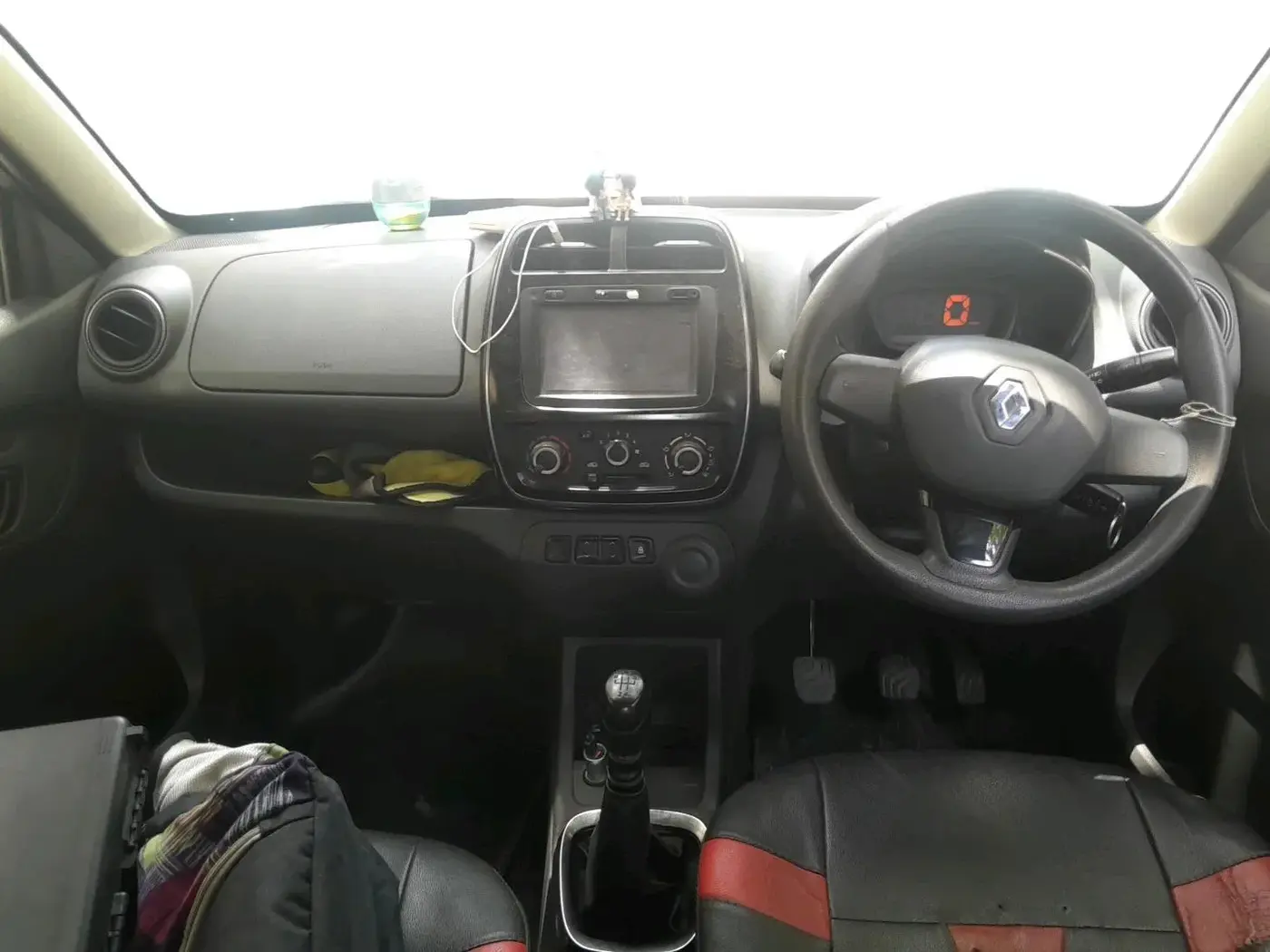 2015 Renault Kwid RXT 0.8, Petrol, Manual, 90,666 km, interior