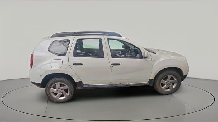 2013 Renault Duster 85 PS RXL DIESEL, Diesel, Manual, 1,29,870 km, exterior