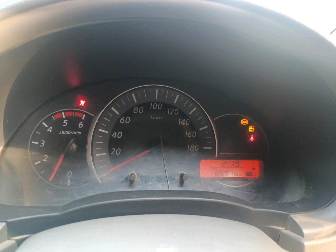 2013 Nissan Micra XV PREMIUM DIESEL, Diesel, Manual, 85,976 km, interior