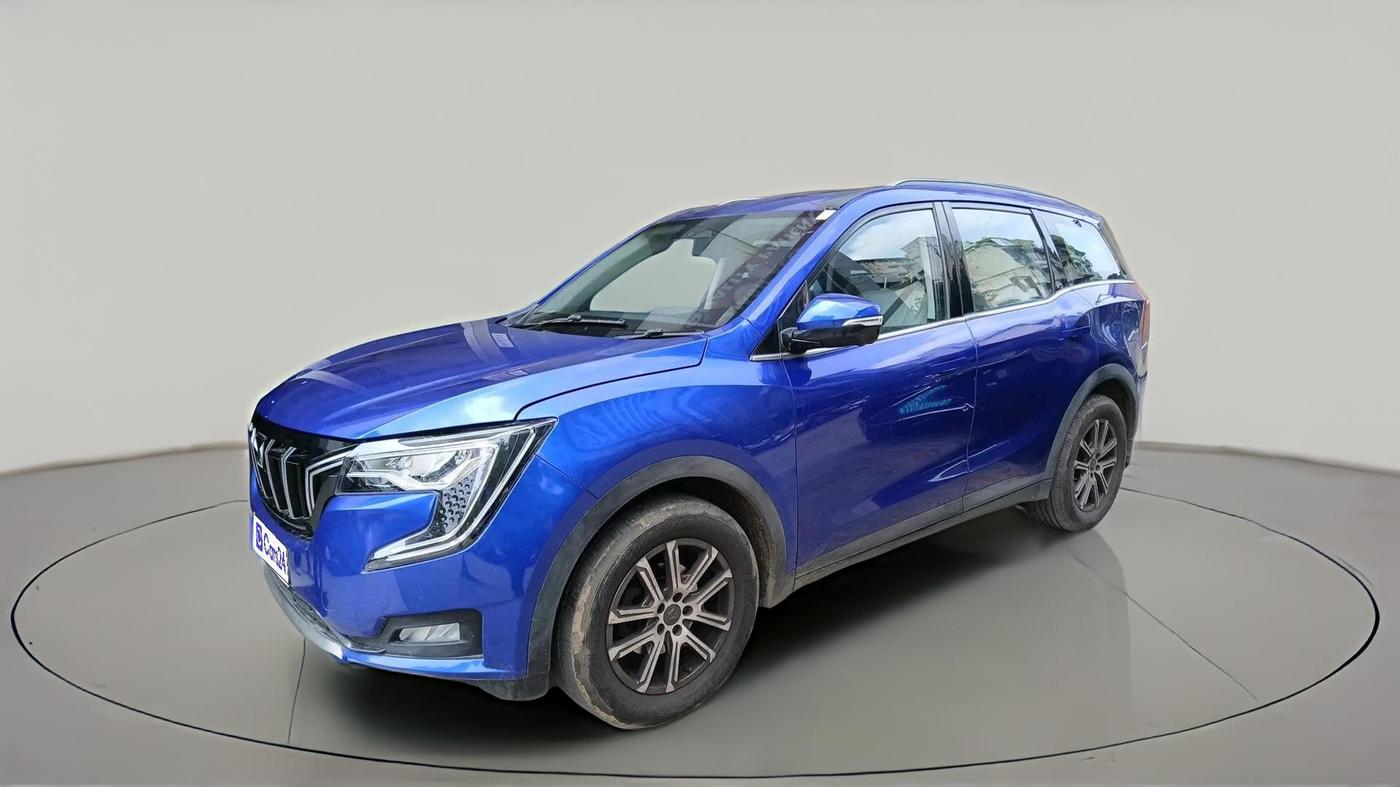 2022 Mahindra XUV700 AX 7 LUXURY P AT 7 STR, Petrol, Automatic, 37,437 km, exterior