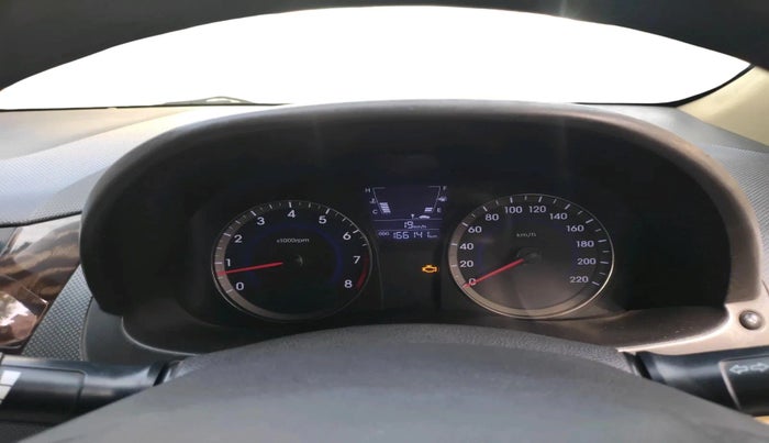 2014 Hyundai Verna FLUIDIC 1.6 VTVT SX, Petrol, Manual, 1,66,141 km, interior